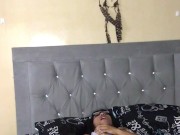 I masturbate thinking about my ex and I come very rich 13/16