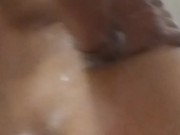 je suis toujours sous la douche et je me touche 💋