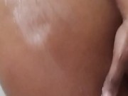 je suis toujours sous la douche et je me touche 💋 15/16