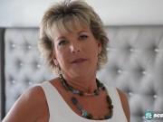 High Boots And Big Toys For Lonely MILF 5/16