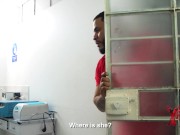 Masajista peruano tiene el trabajo de su vida con sensual chica de tetas y culo grande 2/16