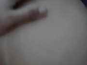 La novia de mi amigo se deja tocar y se la meto rápido antes que llegue su novio.