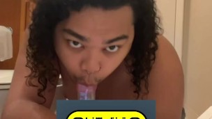 WATCH ME SUCKING IT DADDY
