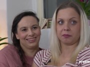 Ersties - Heftiger Orgasmus dank Massagestab 15/16