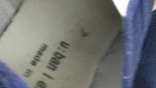 雨の中歩いて帰ってきた裸足を見せつける！