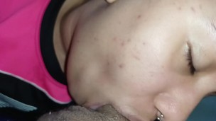 first blowjob of the day, I already did he gives me a lot of creampie in my mouth🍆🫦🥛🥛😋🤤🥛🥛🥛