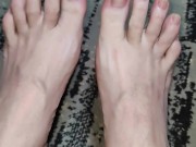 Wiggling & spreading my natural toes not wearing any polish 12/16