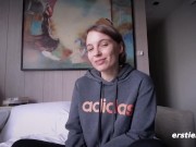 Ersties - Girls Video Call endet in heißen Spielen 7/16