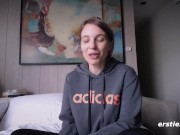 Ersties - Girls Video Call endet in heißen Spielen 8/16