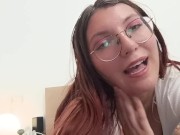 DEUTSCH: Deine Freundin DOMINIERT DICH SANFT zum ersten Mal MIT IHREN FÜSSEN 2/16