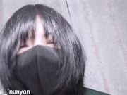 穿着中国校服的女孩被粗暴地玩弄身体，用振动器达到高潮并潮吹 6/16