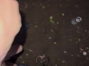 Mi novia se pone caliente y decidimos coger en el río en lugar público y me vengo en su boca 12/16