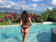 Sex in the pool and cumshot on the face 3/16