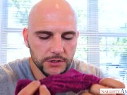 Caught Redhanded: Perverted Stud Jerks Off While Sniffing A Lacy Panty 3/16