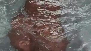 LittleFeet Plays In The Spa, Wanna Play With Her?😳