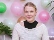 Ersties - Lesbische 5er-Orgie beim Dare Ring Game 2/16