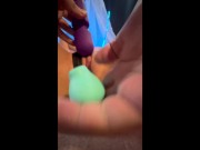 Masturbando a mi vecina con juguetes.280 6/16