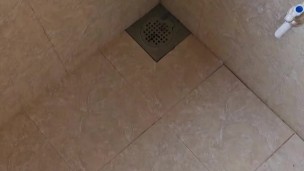Asian black guy pissing and cum