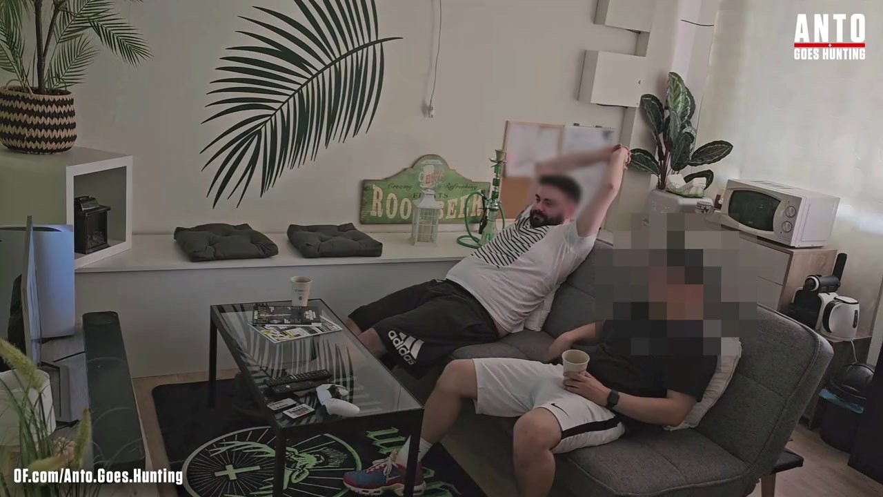 My Straight friend "Chris" (who has caught me jerking before), asks me about last time and surprises - Free Sex Video - RedTube