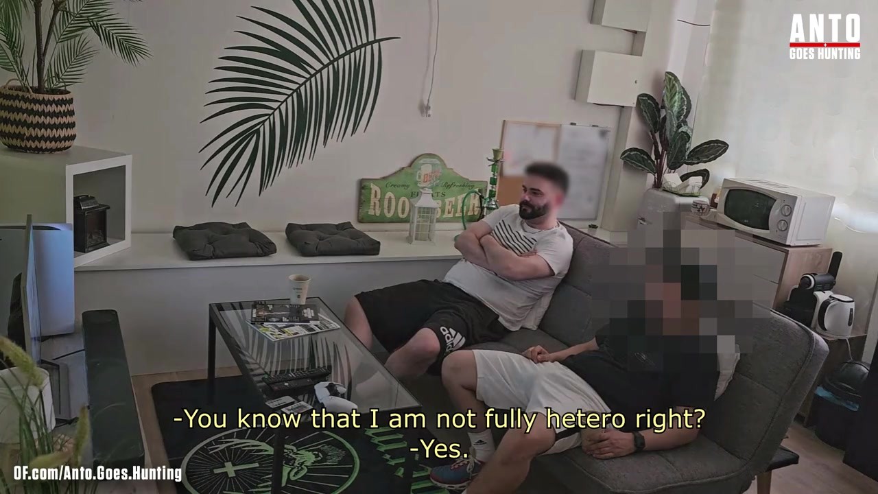 My Straight friend "Chris" (who has caught me jerking before), asks me about last time and surprises - Free Sex Video - RedTube