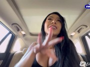 Me masturbei e fiz um delicioso squirt no estacionamento do mercado 15/16