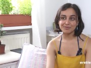 Ersties - Jasmina veröhnt ihre Pussy mit Vibrator 8/16