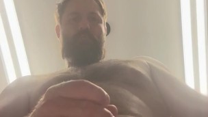 Another solo cum shot for you, send me a DM if you want more exclusive content!