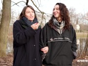 Ersties - Eingeölter heißer lesbischer Sex mit Charlie und Axelle 15/16