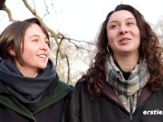 Ersties - Eingeölter heißer lesbischer Sex mit Charlie und Axelle 5/16