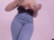 احح حط زبو على ترمتي ف تران دخل هايجة جبتو 💦 - Screenshot 7 of 16 - Big Natural Tits