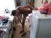 Naked in the kitchen 14/16