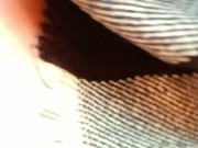 Heisse MILF mit kleinen TITTEN masturbiert bis sie kommt! Ihre MUSCHI ist cremig! + WICHS COUNTDOWN! 3/16