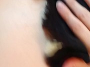 Heisse MILF mit kleinen TITTEN masturbiert bis sie kommt! Ihre MUSCHI ist cremig! + WICHS COUNTDOWN! 4/16