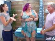 Regular Massage Turns Into 3way with BBW Sara Star 3/16