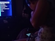 Quería jugar play y con la verga de mi cuñado, al final terminó llenandome de leche 🥺😏😈 3/16