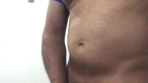 Busco mamador para que se beba este lechero