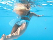 Hot milf pornstar Lisi swimming naked in the pool 4/16