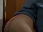 Plugada calcinha de lado aquela rebolada gostosa 10/16