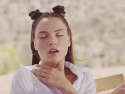 WOWGIRLS Beautiful model Elizabeth T spicing up her sex life by rubbing her pussy on the bench 7/16