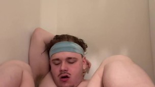 I wanna taste the cum on my hole