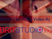 Office Secretary Victoria Greene Sucks Anonymous Cock At The Milking Table 16/16