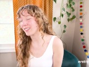 Ersties - US babe Margo A. uses big dildo to squirt 6/16