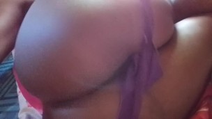 AMATEUR SPREAD GUMMY ASS DADDY CUM