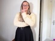 Voluptuous girl tempts to wank herself 3/16