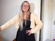 Voluptuous girl tempts to wank herself 4/16