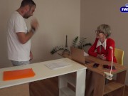 Голодная милфа начальница дала в жопу своему подчиненному (2 серия) 4/16