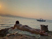 I asked a stranger to put me some sunscreen on a nudist beach 2/16