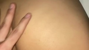 Vino a ver netflix y casi la embarazo