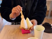 Naked Japanese woman enters a hot spring, breastfeeds and gives a handjob to make him ejaculate. 1/16