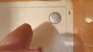 Male squirt? Pissing and masturbating